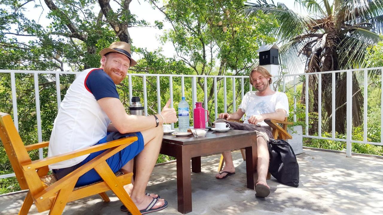 锡吉里亚斯基里亚拉科米尼旅馆别墅 外观 照片